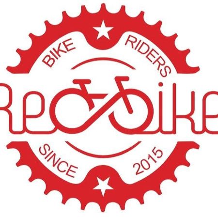 Red Bike Apart'S Opole Buitenkant foto